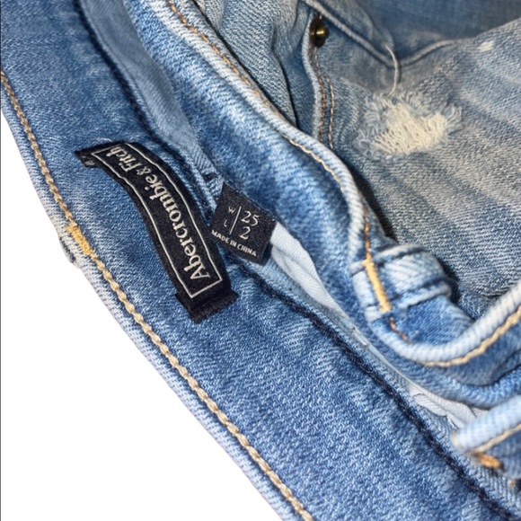 A&F Jean Short Shorts Size 25 - Picture 2 of 4